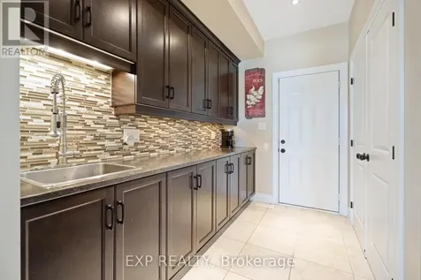 580 Pinawa Circle Ottawa ON K2J 5Y2