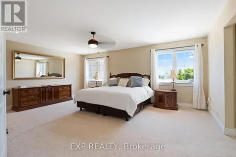 580 Pinawa Circle Ottawa ON K2J 5Y2
