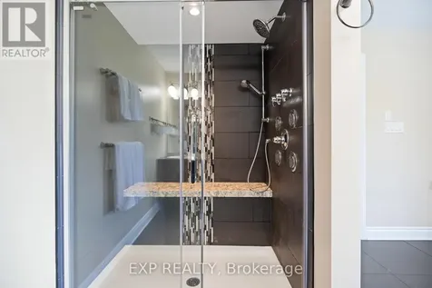 580 Pinawa Circle Ottawa ON K2J 5Y2