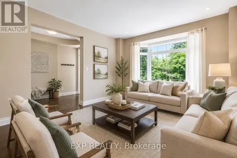 580 Pinawa Circle Ottawa ON K2J 5Y2