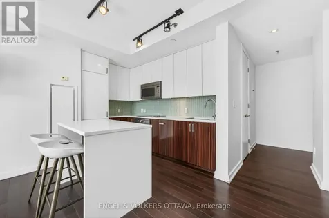300 Lisgar Street Ottawa ON K2P 0E2