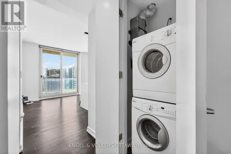 300 Lisgar Street Ottawa ON K2P 0E2