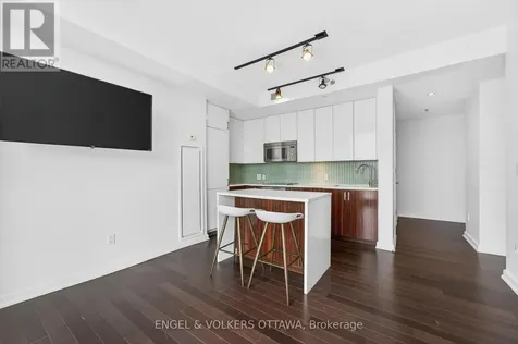 300 Lisgar Street Ottawa ON K2P 0E2
