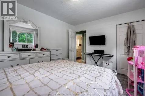 14 Greenbriar Trail Wallaceburg ON N8A 4V4