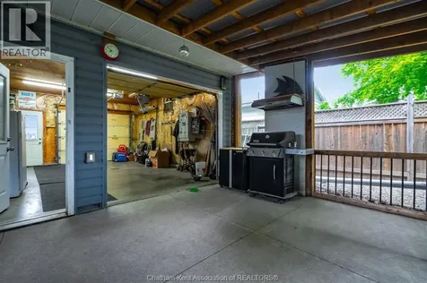 14 Greenbriar Trail Wallaceburg ON N8A 4V4