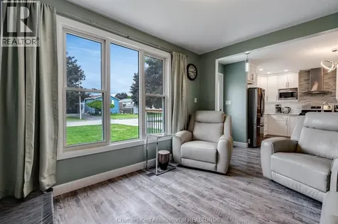 14 Greenbriar Trail Wallaceburg ON N8A 4V4