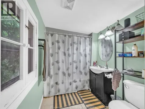 2724 Pillette Road Windsor ON N8T 1R1