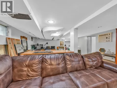 2724 Pillette Road Windsor ON N8T 1R1