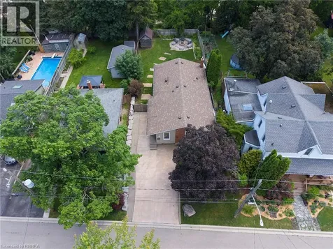 17 Flynn Avenue Cambridge ON N3C 2T8