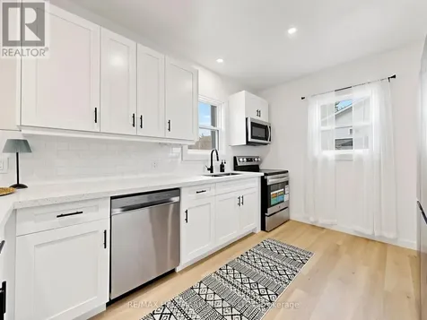 19 Ludlow Street Midland ON L4R 4B7