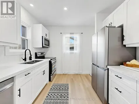 19 Ludlow Street Midland ON L4R 4B7