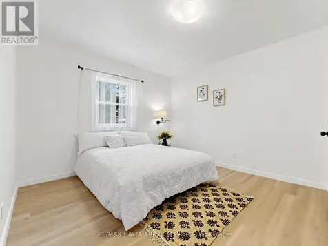 19 Ludlow Street Midland ON L4R 4B7
