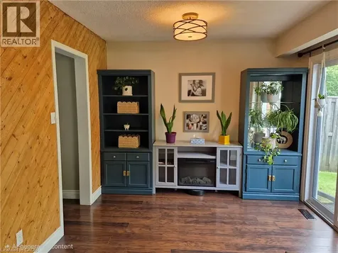 384 Pioneer Drive Kitchener ON N2P 1K6