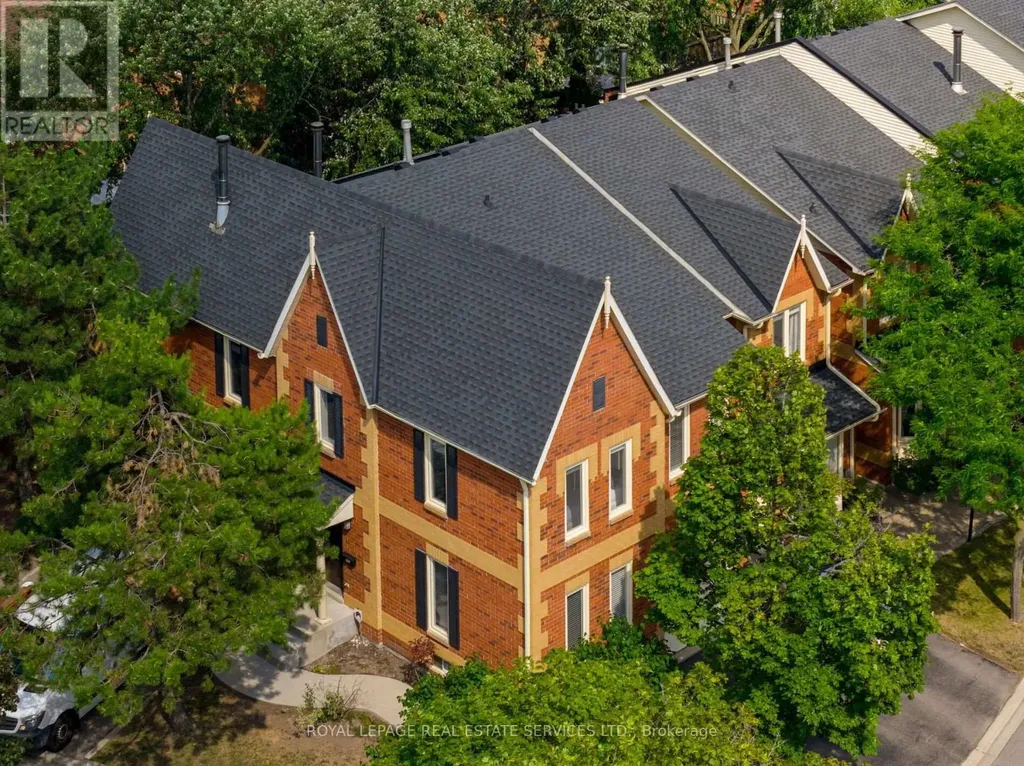 2006 Glenada Crescent Oakville (wc Wedgewood Creek) ON L6H 5R9