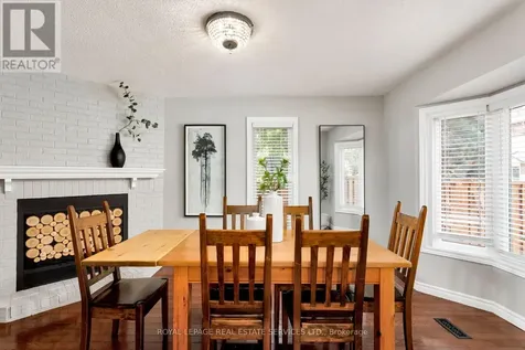 2006 Glenada Crescent Oakville (wc Wedgewood Creek) ON L6H 5R9