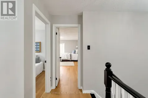 2006 Glenada Crescent Oakville (wc Wedgewood Creek) ON L6H 5R9