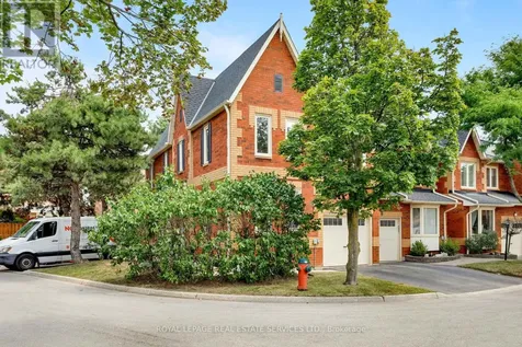 2006 Glenada Crescent Oakville (wc Wedgewood Creek) ON L6H 5R9