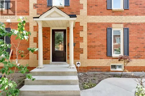 2006 Glenada Crescent Oakville (wc Wedgewood Creek) ON L6H 5R9