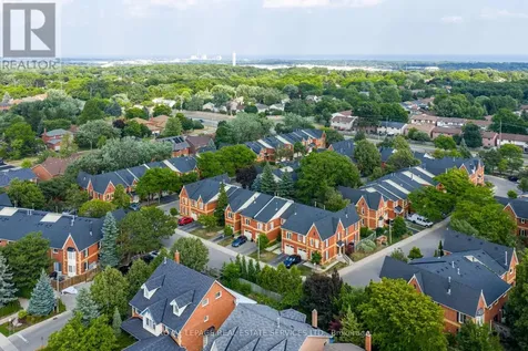 2006 Glenada Crescent Oakville (wc Wedgewood Creek) ON L6H 5R9