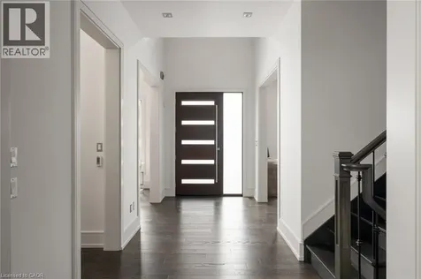 1025 Bridge Road Oakville ON L6L 2B4