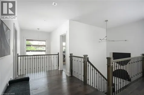 1025 Bridge Road Oakville ON L6L 2B4