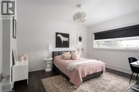 1025 Bridge Road Oakville ON L6L 2B4