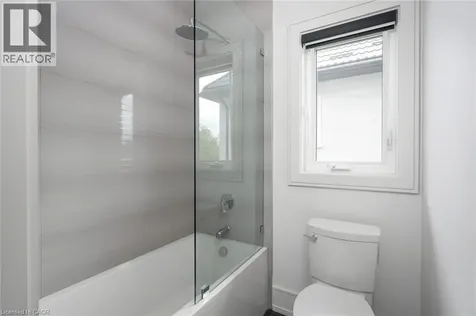 1025 Bridge Road Oakville ON L6L 2B4