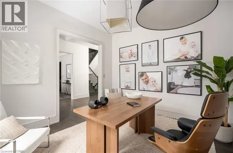 1025 Bridge Road Oakville ON L6L 2B4