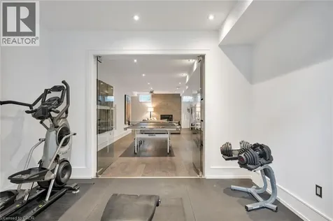 1025 Bridge Road Oakville ON L6L 2B4