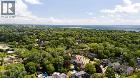 1025 Bridge Road Oakville ON L6L 2B4