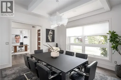 1025 Bridge Road Oakville ON L6L 2B4