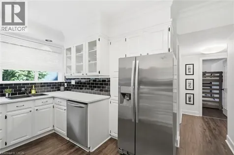 225 St. Paul Street Burlington ON L7R 4G9