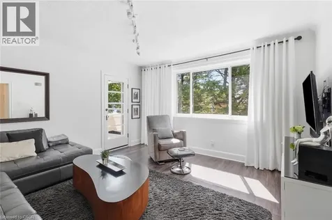 225 St. Paul Street Burlington ON L7R 4G9