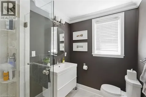 225 St. Paul Street Burlington ON L7R 4G9