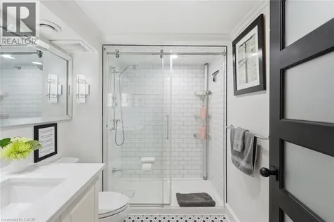 225 St. Paul Street Burlington ON L7R 4G9