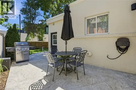 225 St. Paul Street Burlington ON L7R 4G9