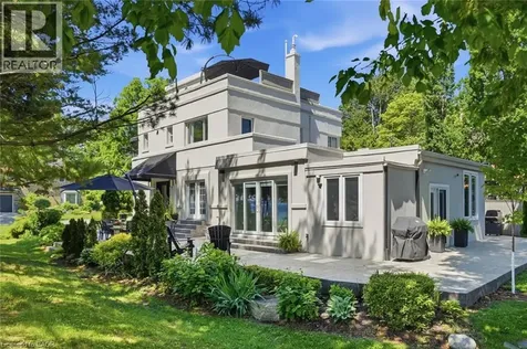 225 St. Paul Street Burlington ON L7R 4G9