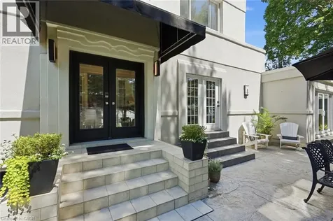 225 St. Paul Street Burlington ON L7R 4G9