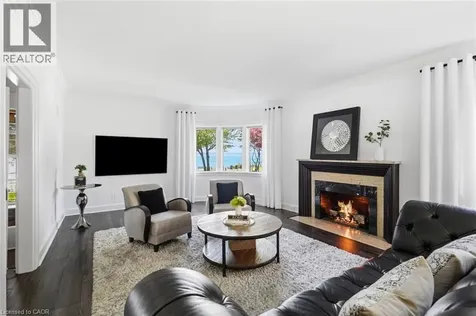 225 St. Paul Street Burlington ON L7R 4G9
