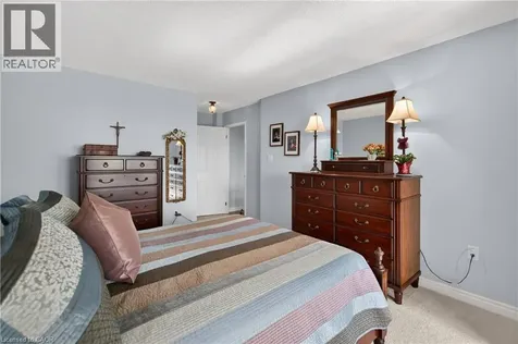5070 Pinedale Avenue Burlington ON L7L 5V6