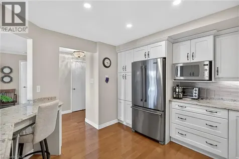 5070 Pinedale Avenue Burlington ON L7L 5V6