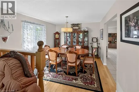 26 Mcmaster Drive Caledonia ON N3W 1G9