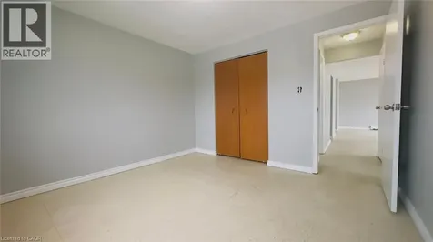 76 Brybeck Crescent Kitchener ON N2M 2C6
