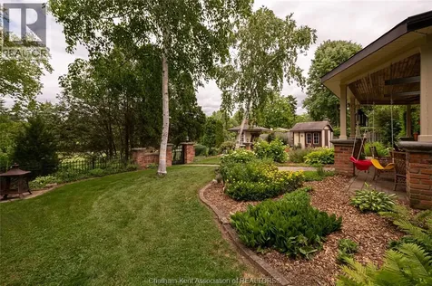 11 Algonquian Drive Chatham ON N7M 5Y2