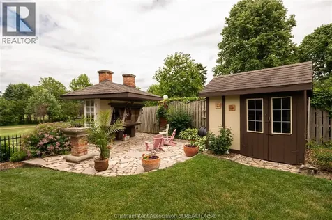 11 Algonquian Drive Chatham ON N7M 5Y2