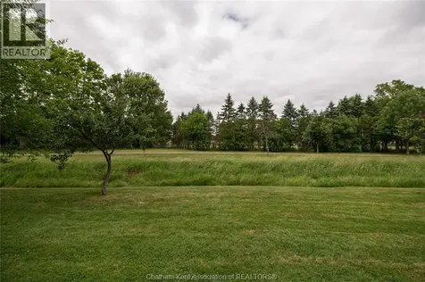 11 Algonquian Drive Chatham ON N7M 5Y2