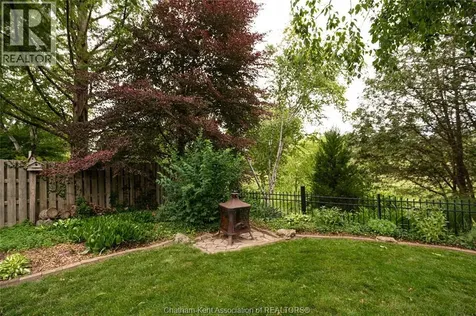 11 Algonquian Drive Chatham ON N7M 5Y2
