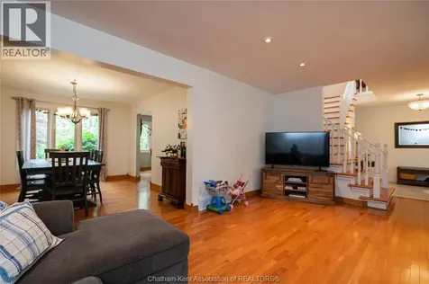 11 Algonquian Drive Chatham ON N7M 5Y2