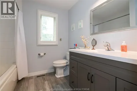 11 Algonquian Drive Chatham ON N7M 5Y2
