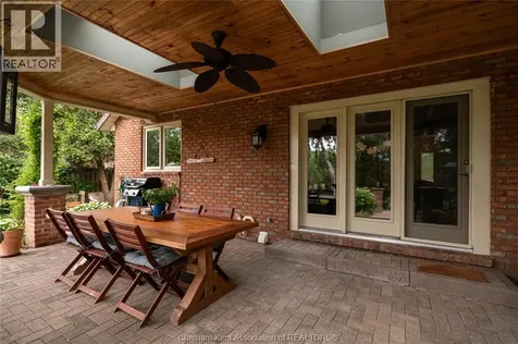 11 Algonquian Drive Chatham ON N7M 5Y2